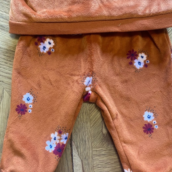 0-3m CAT & JACK Rust Orange Velour Outfit set - Picture 7 of 11